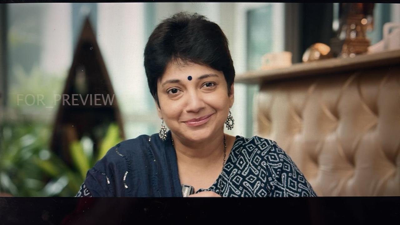 Charukesi Movie Still