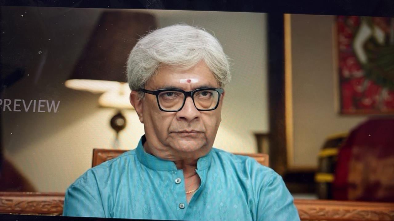 Charukesi Movie Still